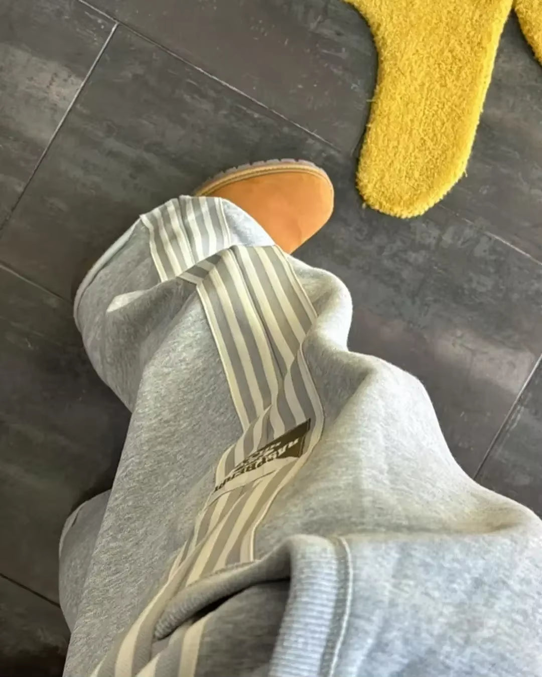 Streetwear Sweatpants Y2K Pants Harajuku Hip Hop Gothic Retro Stripe Baggy Casual Pants Men Women Elastic Waist Jogging Pants